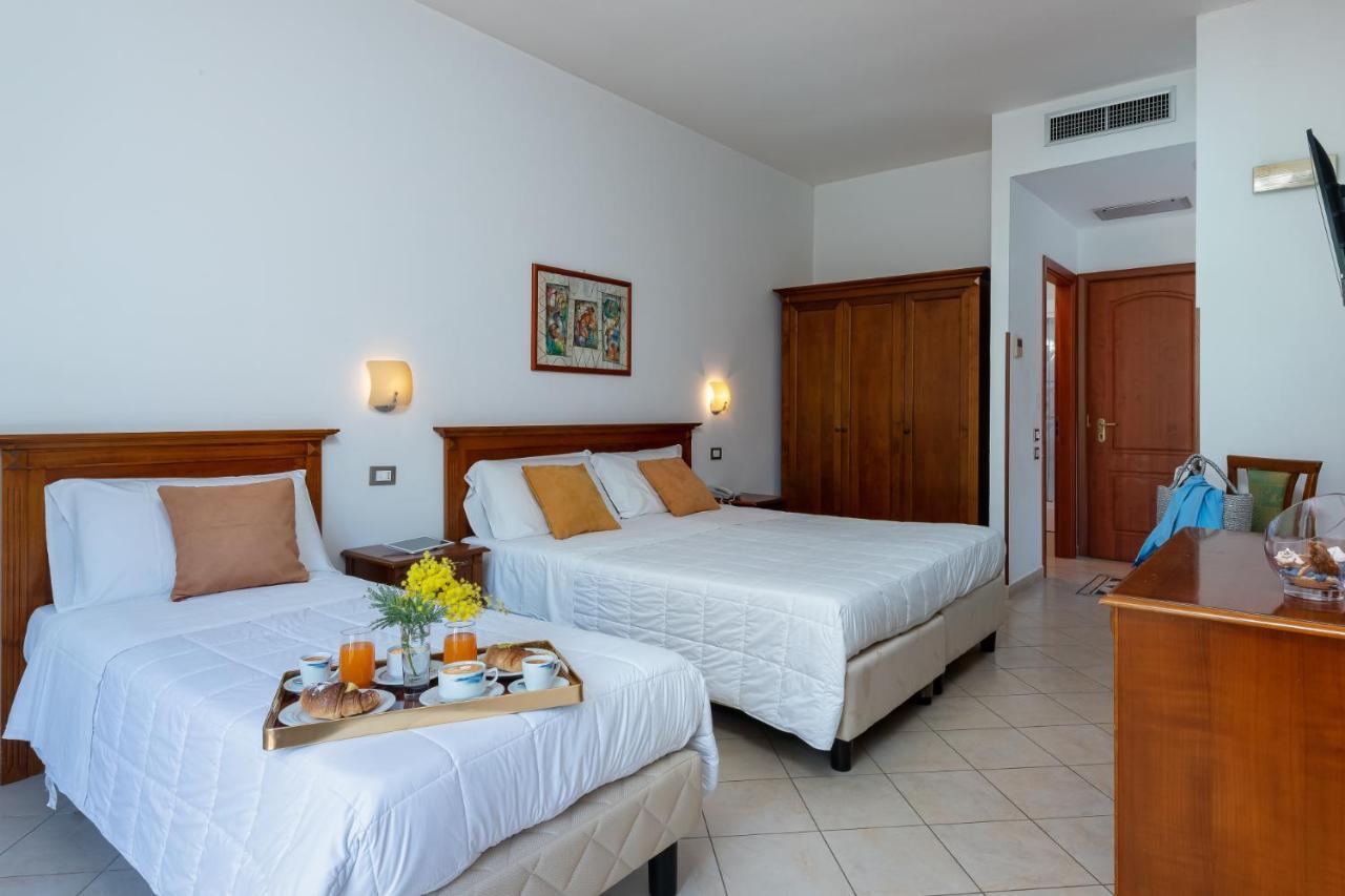 Helios Hotel San Vito Lo Capo Extérieur photo