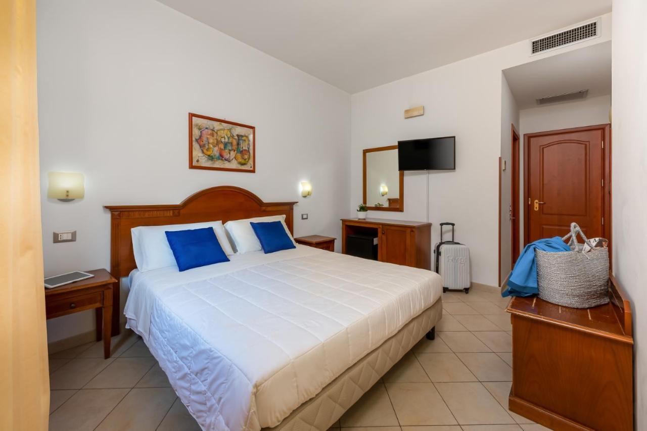 Helios Hotel San Vito Lo Capo Extérieur photo